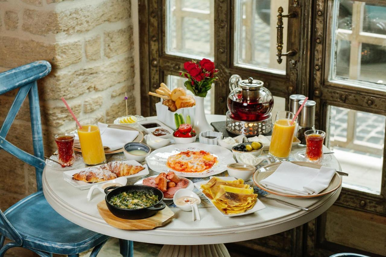 Art Club Hotell Baku Exteriör bild