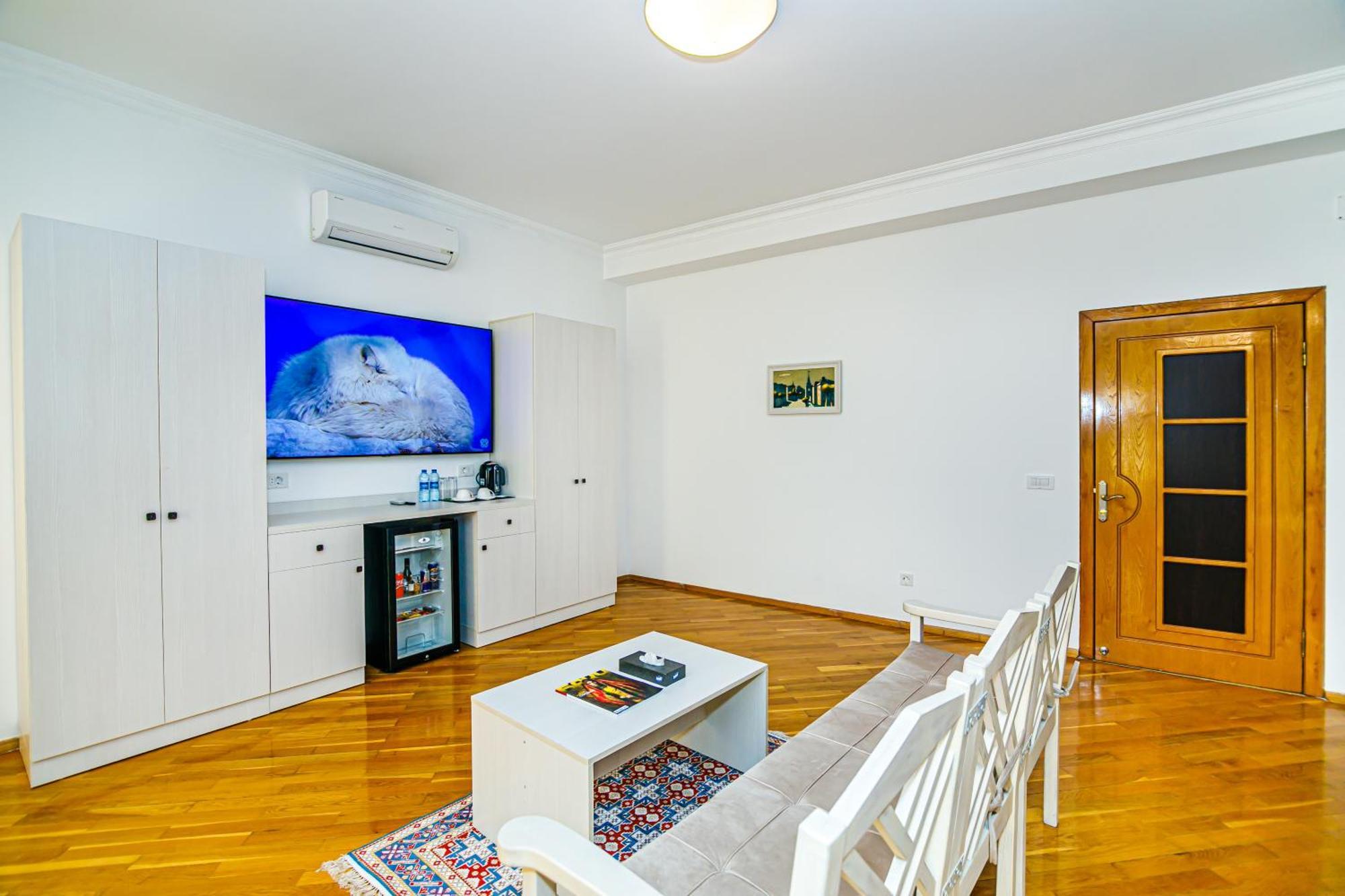 Art Club Hotell Baku Exteriör bild