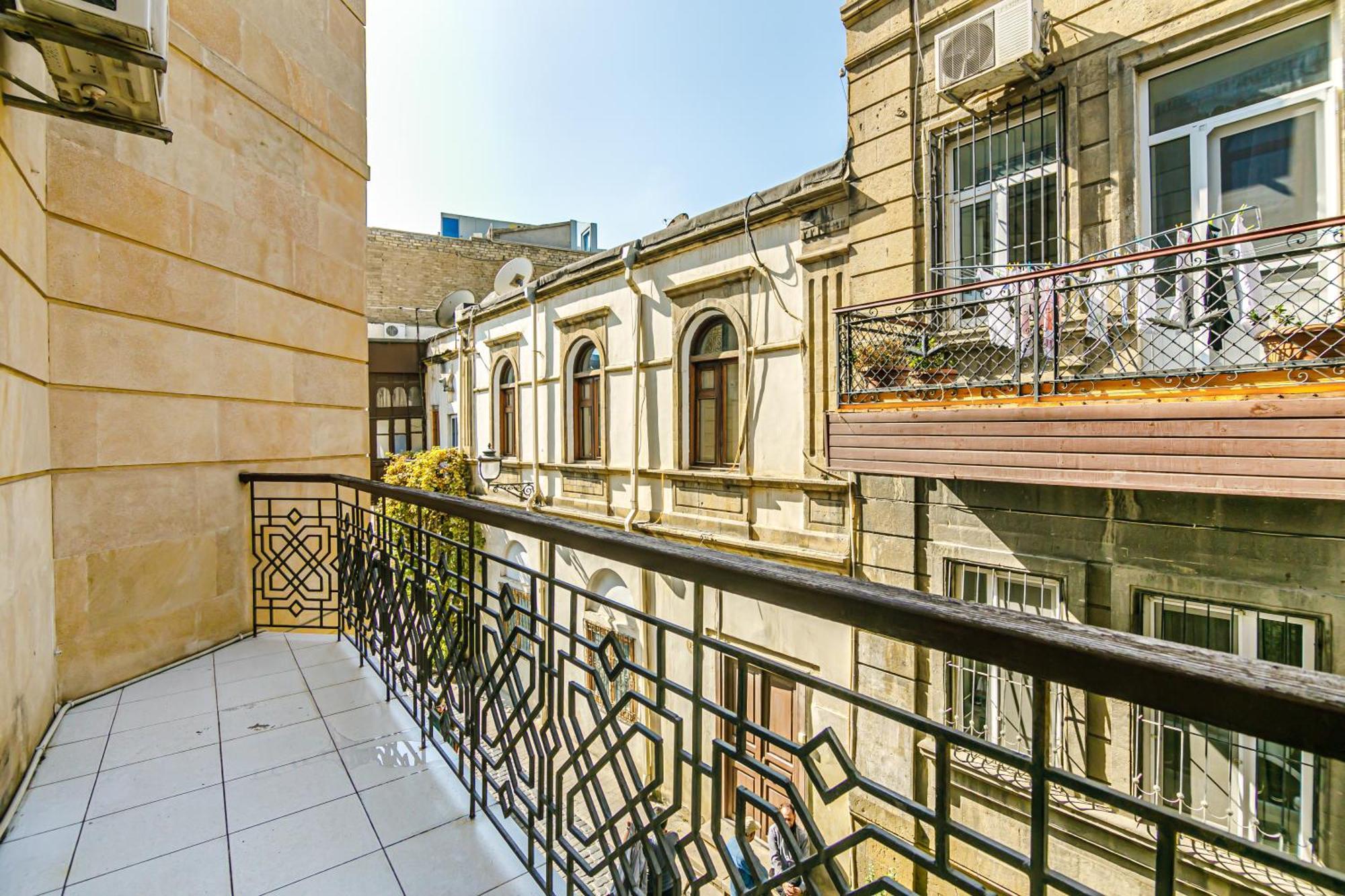 Art Club Hotell Baku Exteriör bild